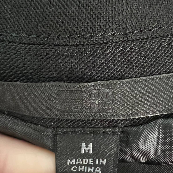 Uniqlo Classic Black Blazer Jacket with Gold Button Front Size Medium - Picture 10 of 12